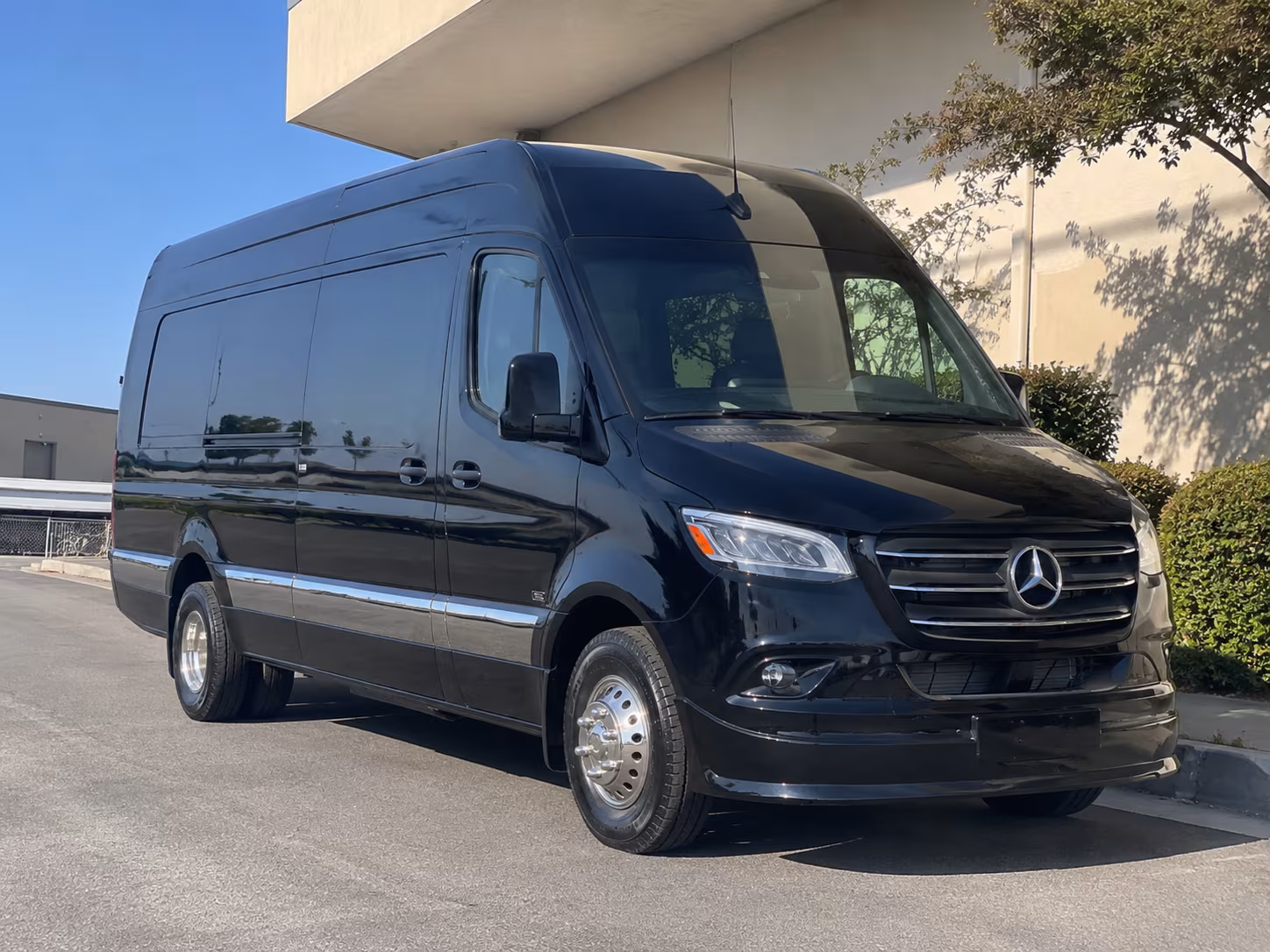 bus rental options for tempe trips