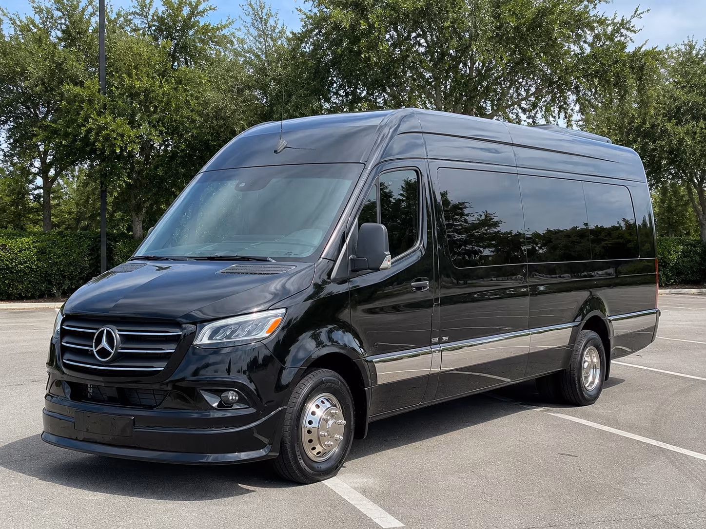 find transportation for your next airport transfer 3