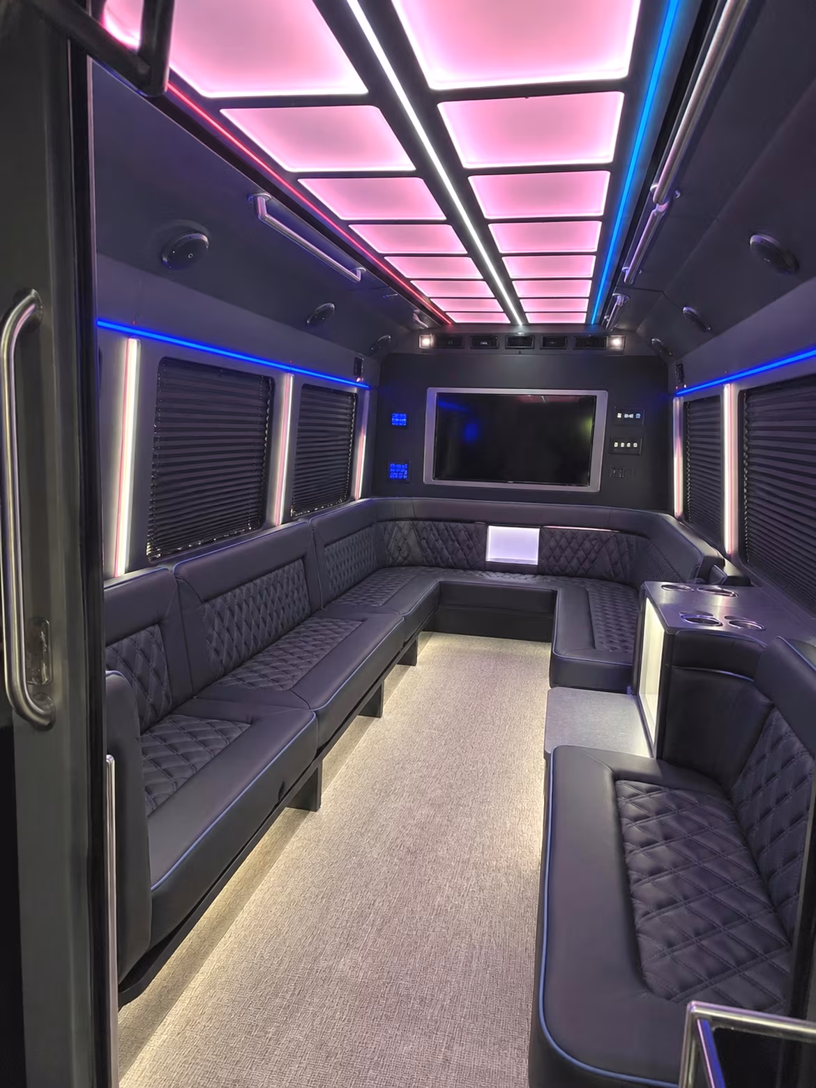 sweet 16 and quinceanera party bus rentals in tempe arizona