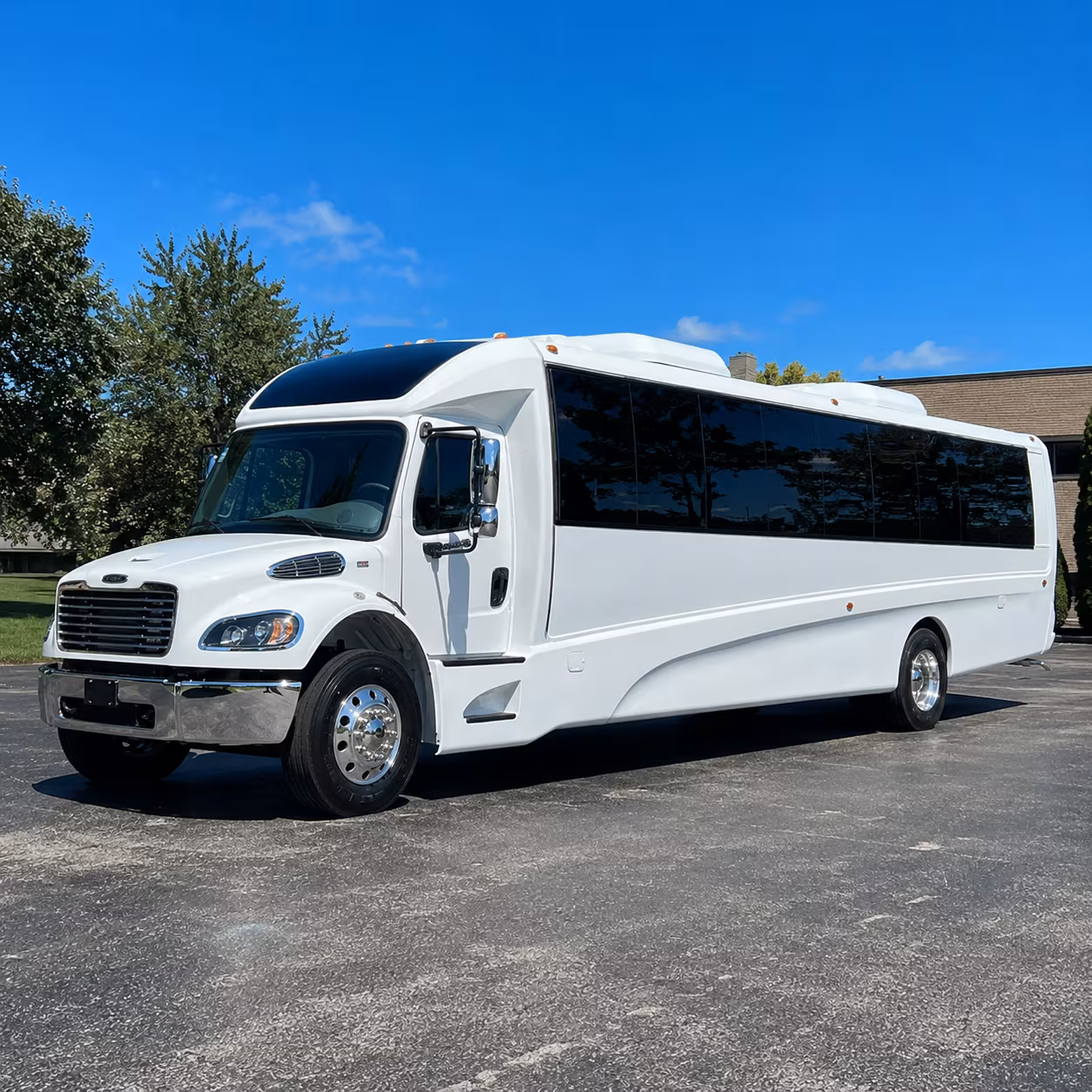 tempe 18 passenger minibus