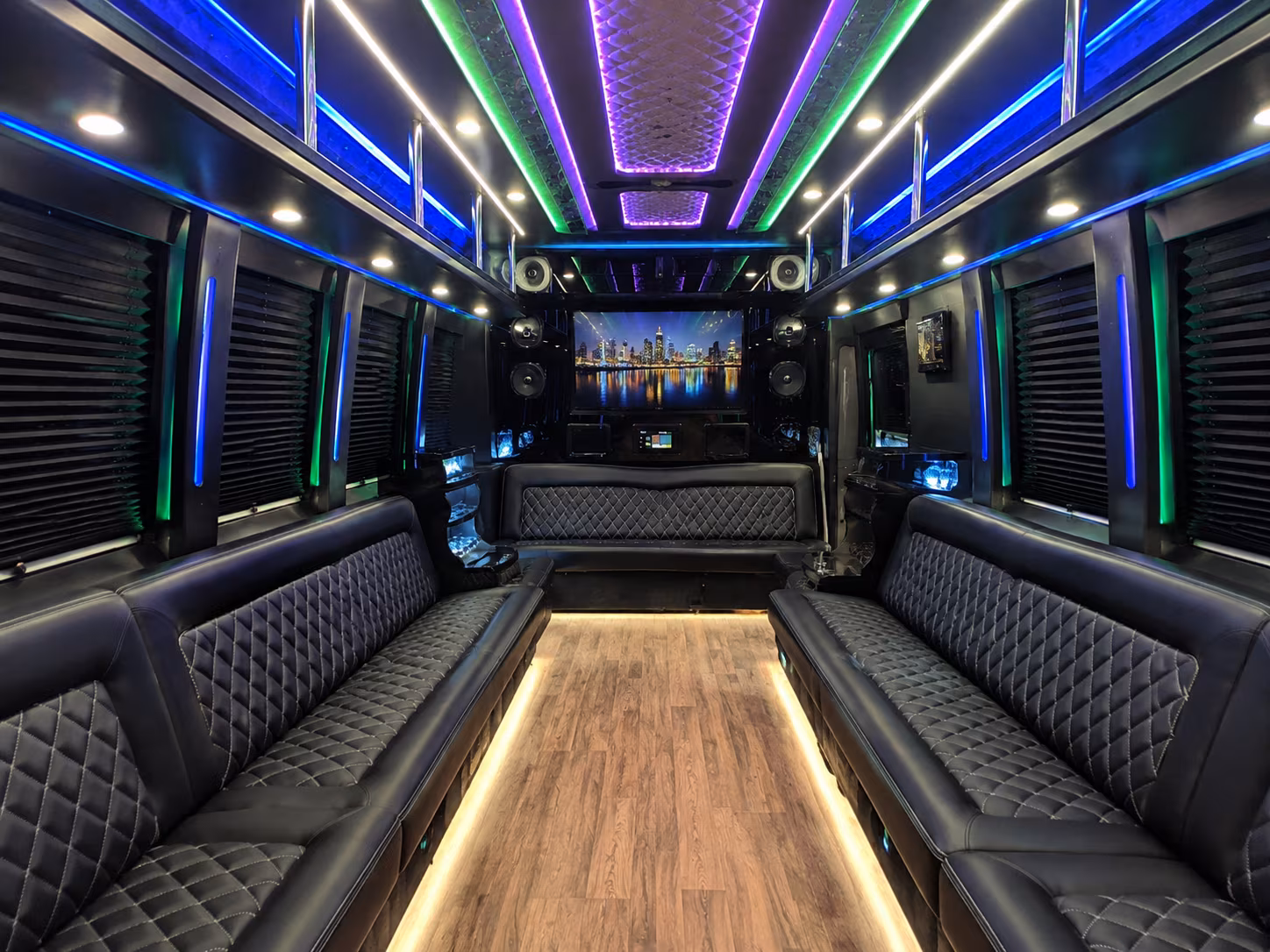 why rent using tempeminibuscompany com